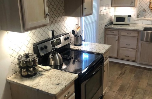 Crescent Beach House | 2/2 Beach House - Sleep 6 - 2 Blocks to Beach. Dog Friendly. Public Boat Ramp