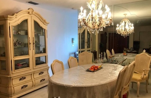 Tamiami House | 2-2 GARDEN HOUSE, QUIET, AWAY FROM TRAFFIC,MANICURE NEIGHBORHOOD UV LIGHT A/C