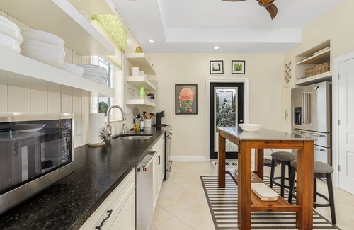 Bokeelia House | 2/2 Home in Bokeelia, Boat Lift Included!