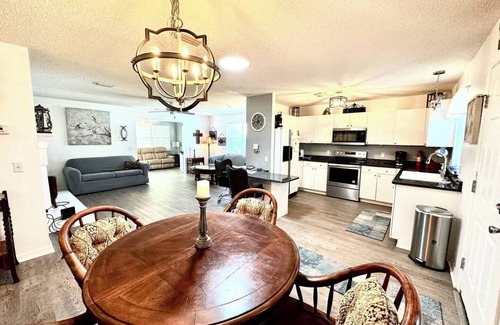 Mira Mesa House | 2/2 in The Village of Mira Mesa
