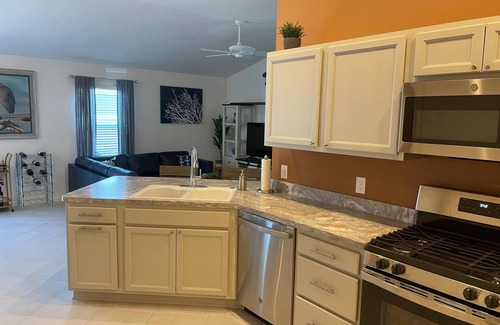 Leesburg House | 2/2 in The Village of Citrus Grove