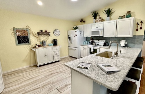 Buttonwood House | 2/2 in The Village of Buttonwood