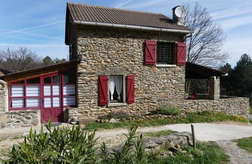 Gravieres Condo | 2/3-person gîte: La Bergerie
