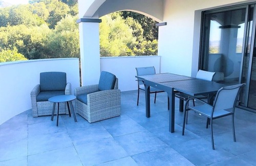 Eccica-Suarella Cottage | 2-3 person gite, swimming pool, stunning sea view, near Porticcio