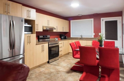 Mauricie House | 2-3630 3-bedroom apartment