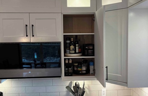 Blueberry Hill House | 2.5 Bedroom Townhouse Blueberry Hill Gem Total Renovation Walk to Everything