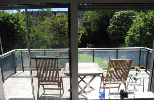 Innenstadt-Ost Apartment | 2.5 km to the city center. Vacation apartment in a quiet location.