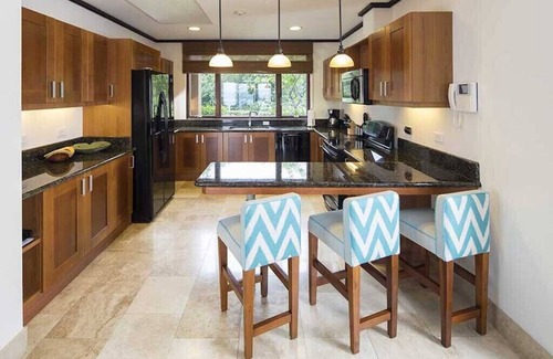 Papagayo Peninsula Condo | 2.5 Million Dollar 3bd Condo Offering A Five Star Experience & Accommodations