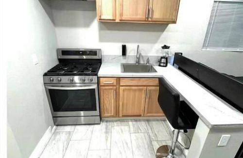 Sunrise Manor Apartment | 2. 6.9Mi To E.D.C 11Mi To strip 7.1Mi To Fremont