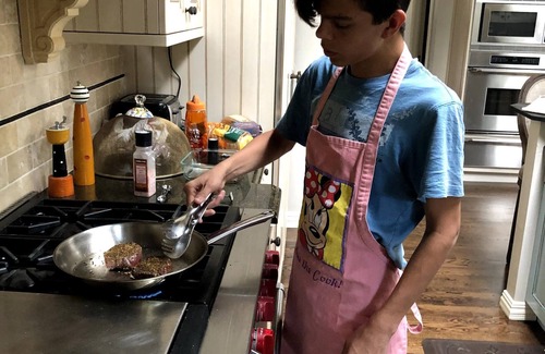 Broadmoor House | 2 Acre Mansion in Broadmoor-5 Star Luxury and Relaxation