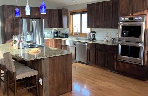 Gunnison House | 2+ Acres with large deck and hot tub, 30 minutes from Crested Butte