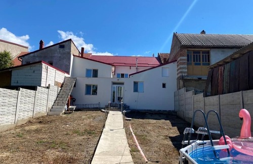 Coronini Apartment | 2 apartamente moderne, cu priveliște către Dunăre.