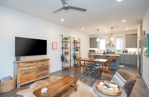 Katie Hill Neighborhood Condo | 2 Balcony Suites, Private Garage Parking, Dogs Welcome, Near Downtown