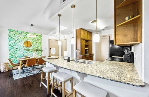 Barton Hills Apartment | 2 bd 2 ba Stylish Oasis! Minutes 2 downtown with pool, hot tub, & free parking!