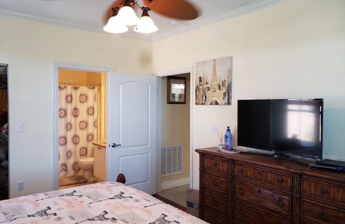 Clearwater Resort | * 2 bd, 2 bath Luxury 5 star Italian Resort, on the hedge of the Tampa Bay