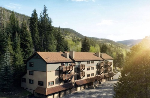Highland Meadows Apartment | 2 BD 2 Bath Villa with Full Kitchen at Marriott's Streamside Birch at Vail