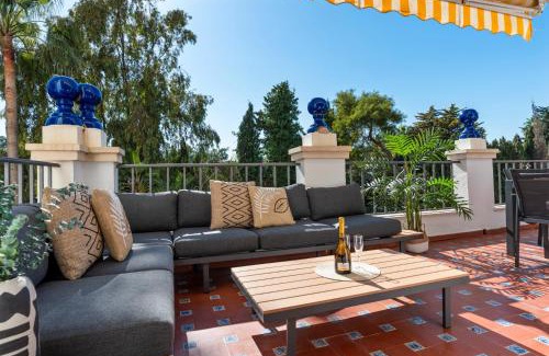 Puerto Banus Apartment | 2 bdr apartment next to the beach in Puerto Banús