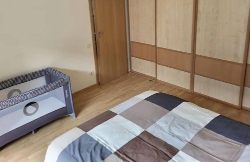 Vidzeme Suburb Apartment | 2-BDR, modern area Jauna Teika, self check-in