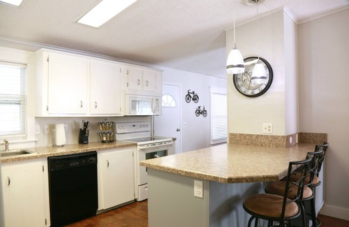 Fussels Corner House | 2 bdrm/2 bath in Schalamar Creek's Championship Golf Course Gated Community