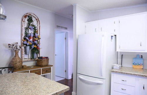 Fussels Corner House | 2 bdrm/2 bath in Schalamar Creek's Championship Golf Course Gated Community