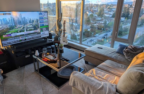 Marpole Apartment | 2 BDRM 2 BATH Penthouse Amazing Views on Skytrain Close to Downtown and Airport