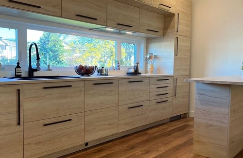South Pandosy House | 2-BDRM Beachside Rental