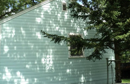 Southampton House | 2 bdrm country cottage - The Bait - Rosewood cottages