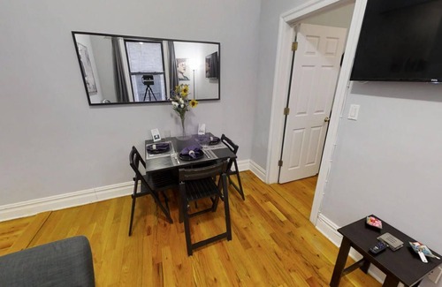 Manhattan Valley Apartment | 2 Bdrm next to Central Park, walking distance to Columbia University