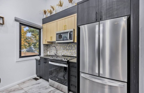 Penetanguishene Apartment | 2 Bdrm Waterfront Retreat - Huge Beach!