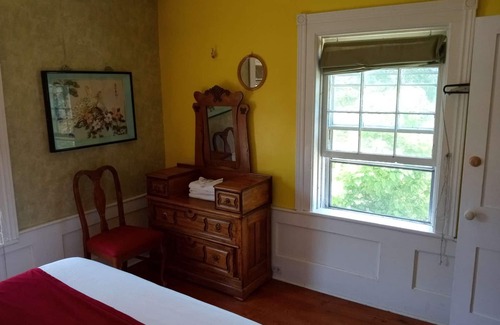 Port Albert Hotel | 2 bedroom Suite at the historic Port Albert Inn in beautiful Port Albert, Ontario!