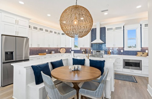 Crescent Beach House | 2 Beachfront Homes with Private Pool - Beachfront, 2 Pools - Sleeps 36 - Fav