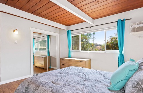 Logan Heights Apartment | 2 Bed 1 bath apt 5 Minutes to Downtown San Diego apt # 2