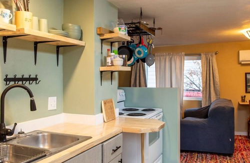 Price Cottage | 2 bed 1 bath cottage home