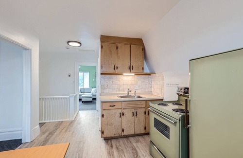 Washington Park West House | 2-Bed, 1-Bath Gem Near Wash Park Denver: Prime Location