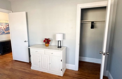 Greenwood House | 2 Bed, 1 Bath home Near Hospital & Hospice Ideal for Medical or Family Visits!