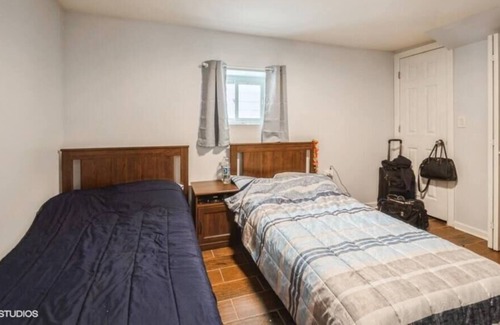 Chicago Apartment | 2 Bed / 1 Bath near O'Hare