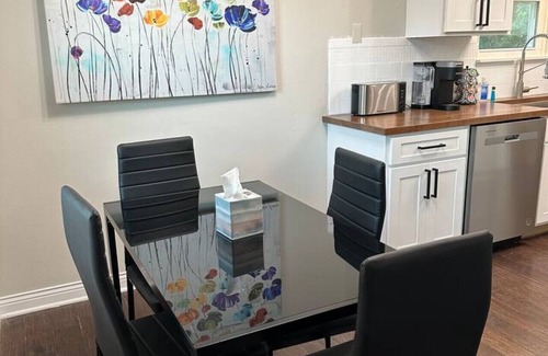 Columbia Apartment | 2 Bed 1 Bath Southside Columbia 7 min to Mizzou