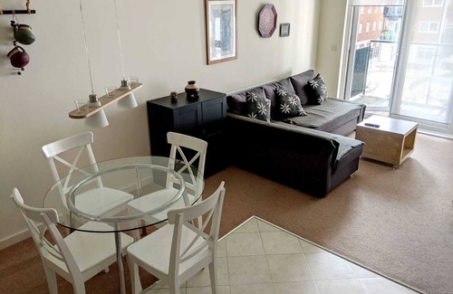 Canbury Apartment | 2 Bed, 2 bath apartment Kingston upon Thames/G. London
