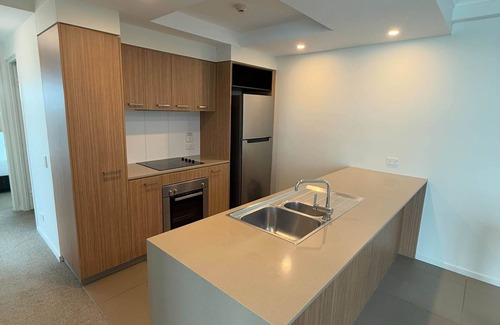 Mackay Apartment | 2-Bed, 2-Bath Apartment in Central Mackay