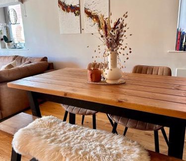 Roundhay Apartment | 2 bed, 2 bath apartment in Roundhay