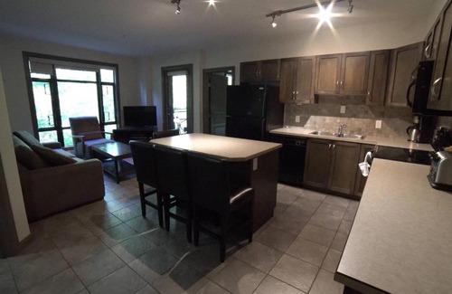 South Pandosy House | 2 Bed 2 Bath at Playa #232
