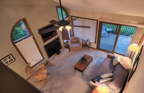 The Galena Territory Condo | 2 bed 2 bath condo in gorgeous Galena Territory