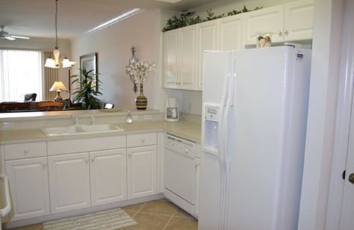 Biggar Condo | 2 BED 2 BATH CONDO ON GOLF COUNTRY CLUB COMMUNITY WATER AND GOLF VIEWS