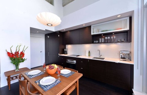 Downtown Victoria Apartment | 2 Bed 2 Bath Historic Loft w Parking Pet Friendly