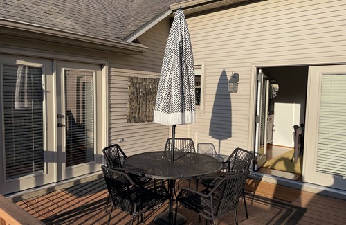 Lexington House | 2 Bed/2 Bath Home in Andover area. Premier Host with 250+ 5-Star Reviews!