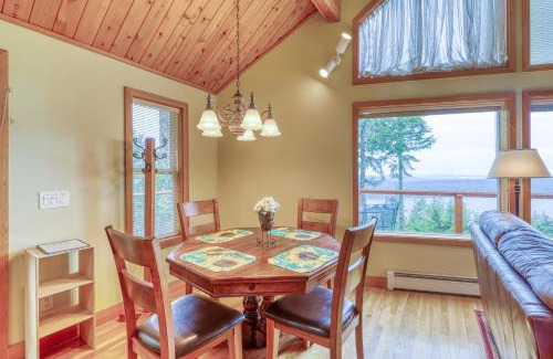 Rosario House | 2 Bed 2 Bath Vacation home in Orcas Island
