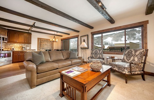 Vail Condo | 2 Bed/2 Bath With Amazing Views Steps From Gondola