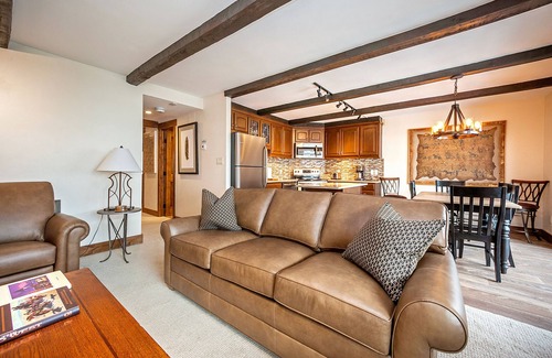 Vail Condo | 2 Bed/2 Bath With Amazing Views Steps From Gondola