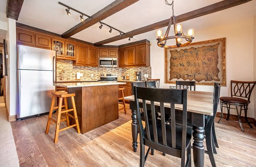 Vail Condo | 2 Bed/2 Bath With Amazing Views Steps From Gondola