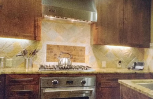 Truckee Condo | 2 bed 2 Baths, Luxury Northstar ski lodge, short walk to gondola.